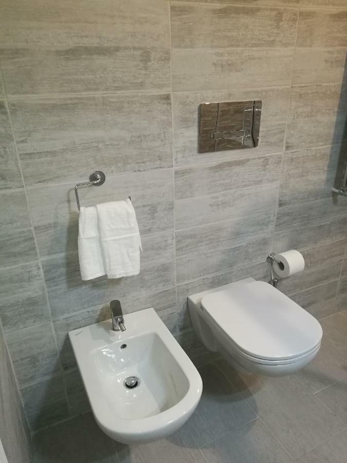 B&B Marange Naples Exterior photo